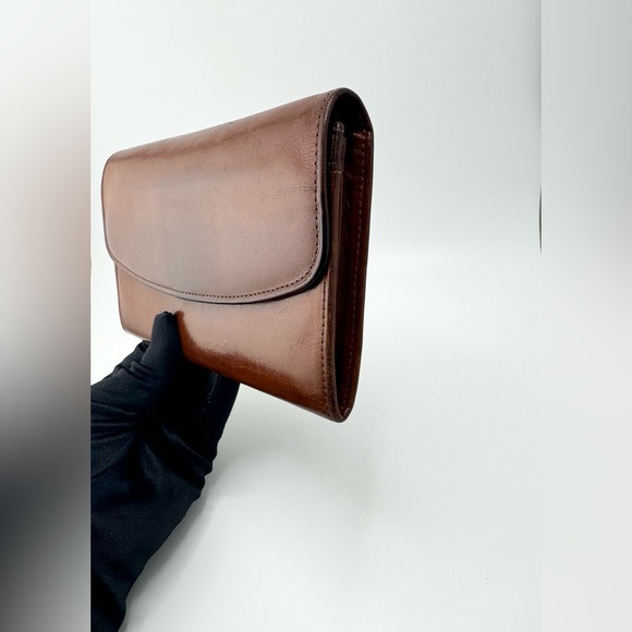 Vintage Coach Wallet Cognac Brown Leather with Gold Hardware - Picture 10 of 14